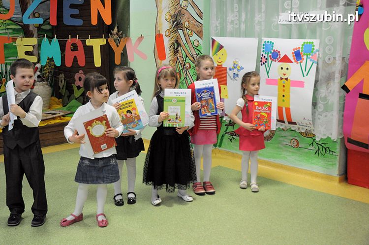 VIII Przedszkolnym Konkursie Recytatorskim ?ZDROWY I BEZPIECZNY PRZEDSZKOLAK TO JA?