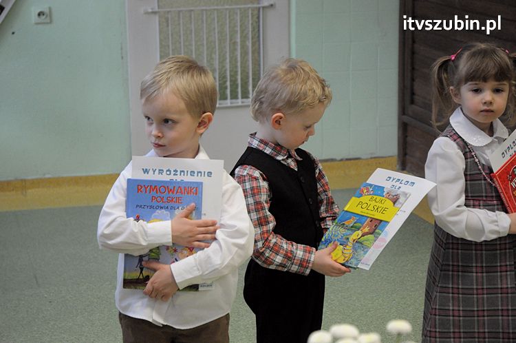VIII Przedszkolnym Konkursie Recytatorskim ?ZDROWY I BEZPIECZNY PRZEDSZKOLAK TO JA?