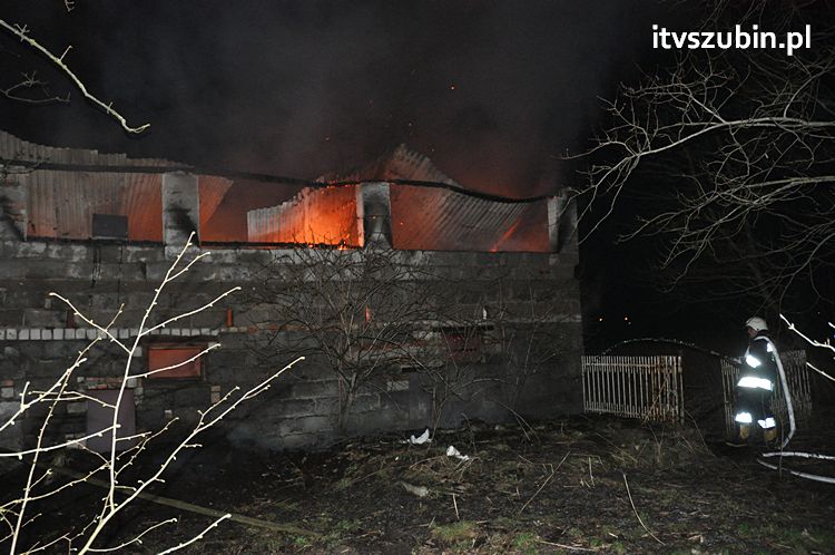 Pożar dawnej stajni w Turze