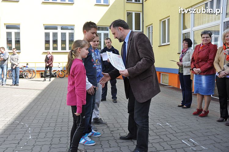 Powiatowy Turniej Wiedzy o Bezpieczeństwie Ruchu Drogowego