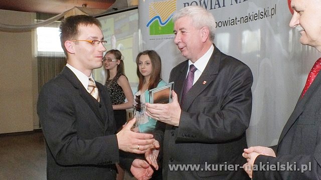 Nagrody Zarządu Powiatu Nakielskiego wręczone