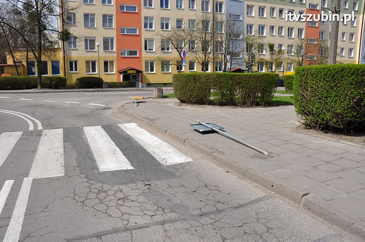 Znaki ustąpiły pierwszeństwa GŁUPOCIE