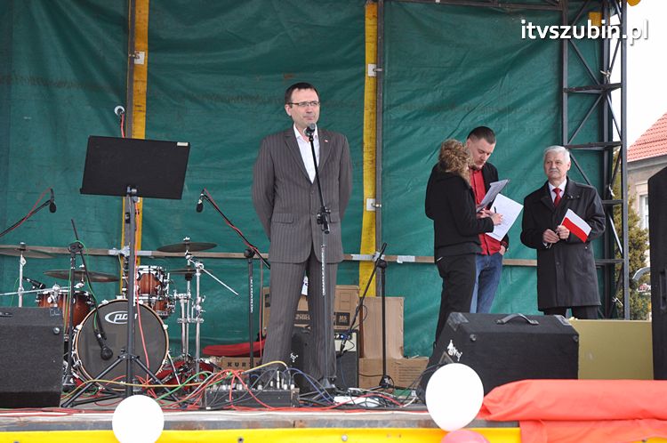 Dzień Flagi Rzeczypospolitej Polskiej w Szubinie