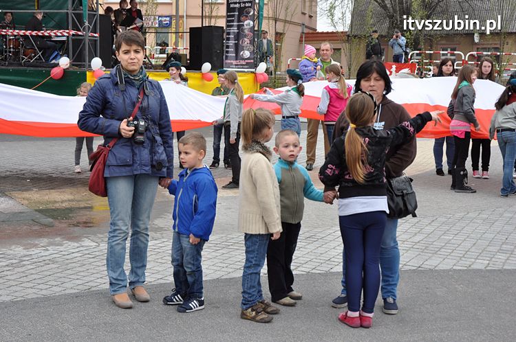 Dzień Flagi Rzeczypospolitej Polskiej w Szubinie