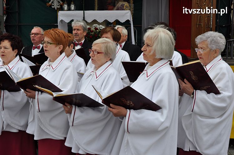 Msza Św. za Ojczyznę na szubińskim rynku