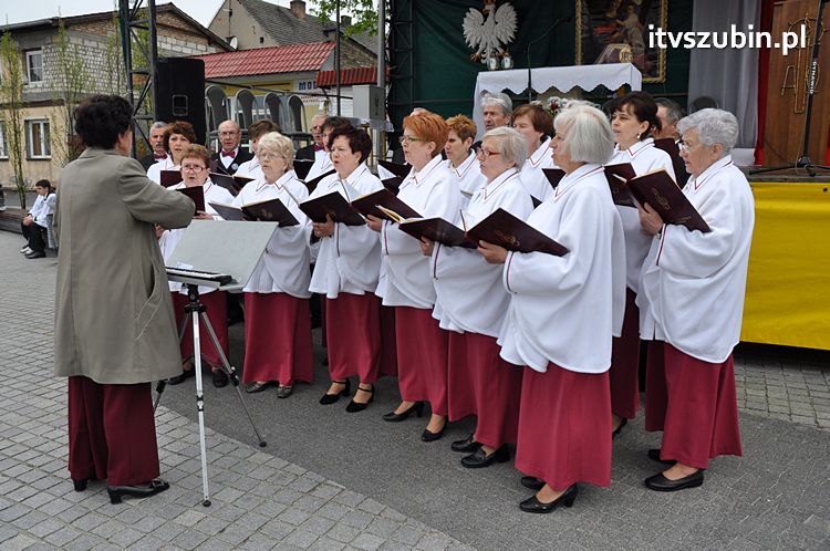 Msza Św. za Ojczyznę na szubińskim rynku