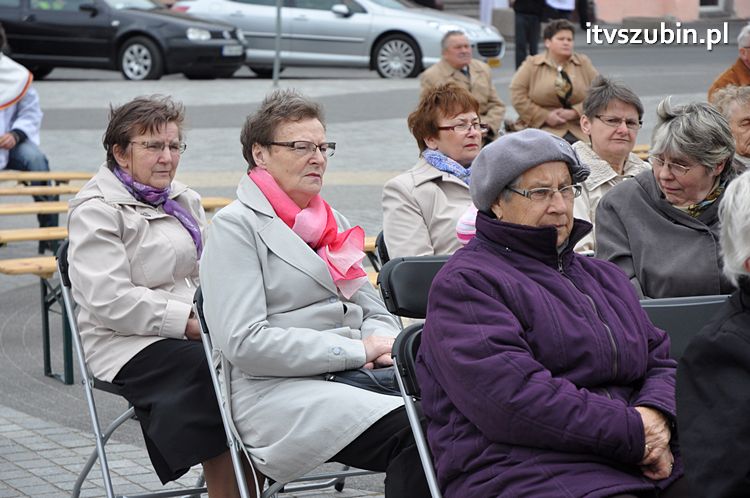 Msza Św. za Ojczyznę na szubińskim rynku