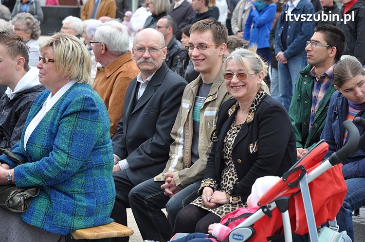 Msza Św. za Ojczyznę na szubińskim rynku