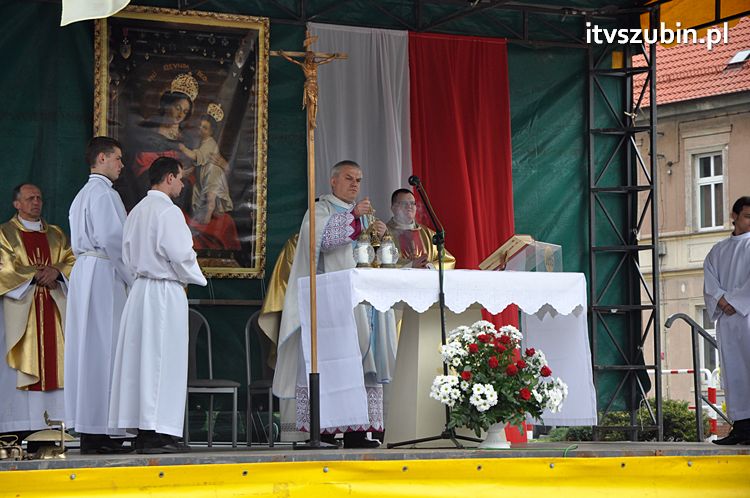 Msza Św. za Ojczyznę na szubińskim rynku