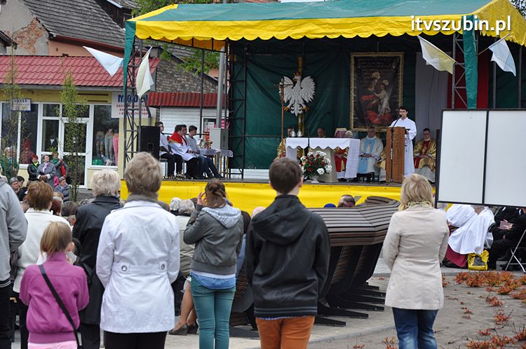 Msza Św. za Ojczyznę na szubińskim rynku