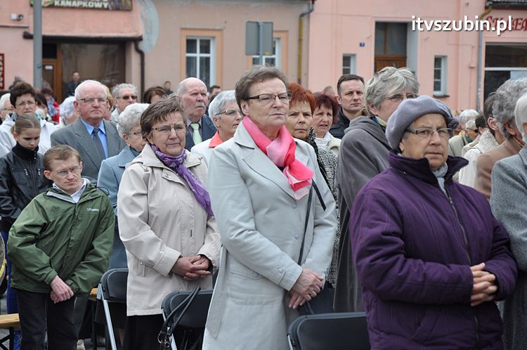 Msza Św. za Ojczyznę na szubińskim rynku