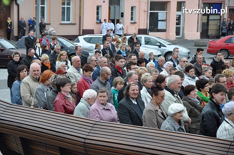 Msza Św. za Ojczyznę na szubińskim rynku