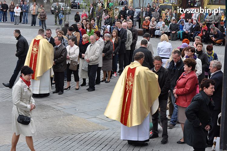 Msza Św. za Ojczyznę na szubińskim rynku