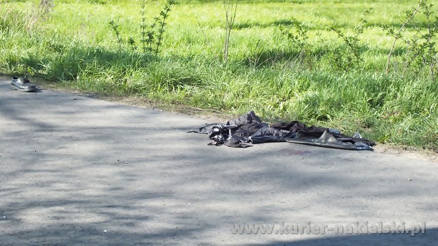 Wypadek pomiędzy Nakłem nad Notecią a Występem, motocyklista w szpitalu