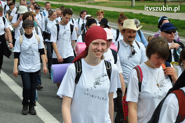 Pielgrzymka w Roku Wiary do Sanktuarium Krzyża Świętego w Kcyni