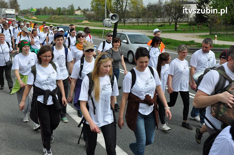 Pielgrzymka w Roku Wiary do Sanktuarium Krzyża Świętego w Kcyni