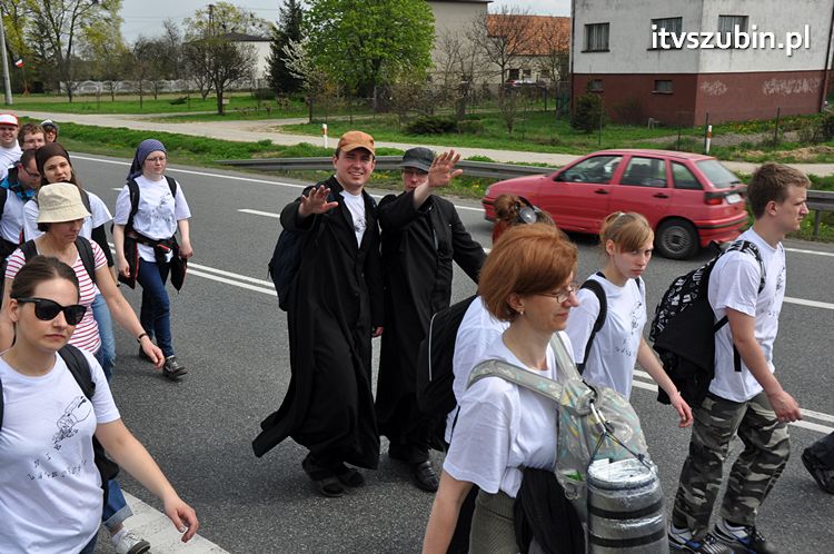 Pielgrzymka w Roku Wiary do Sanktuarium Krzyża Świętego w Kcyni