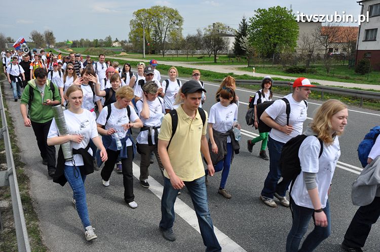 Pielgrzymka w Roku Wiary do Sanktuarium Krzyża Świętego w Kcyni