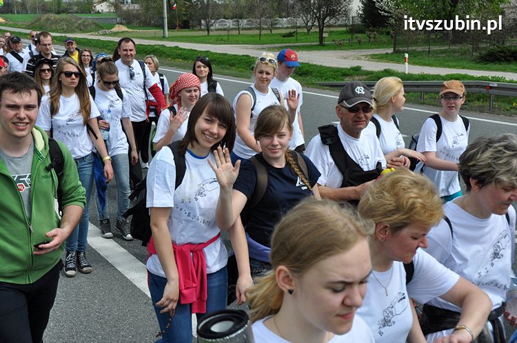 Pielgrzymka w Roku Wiary do Sanktuarium Krzyża Świętego w Kcyni