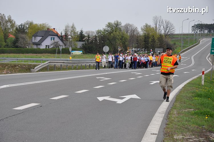 Pielgrzymka w Roku Wiary do Sanktuarium Krzyża Świętego w Kcyni