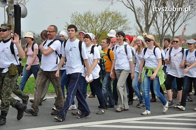 Pielgrzymka w Roku Wiary do Sanktuarium Krzyża Świętego w Kcyni