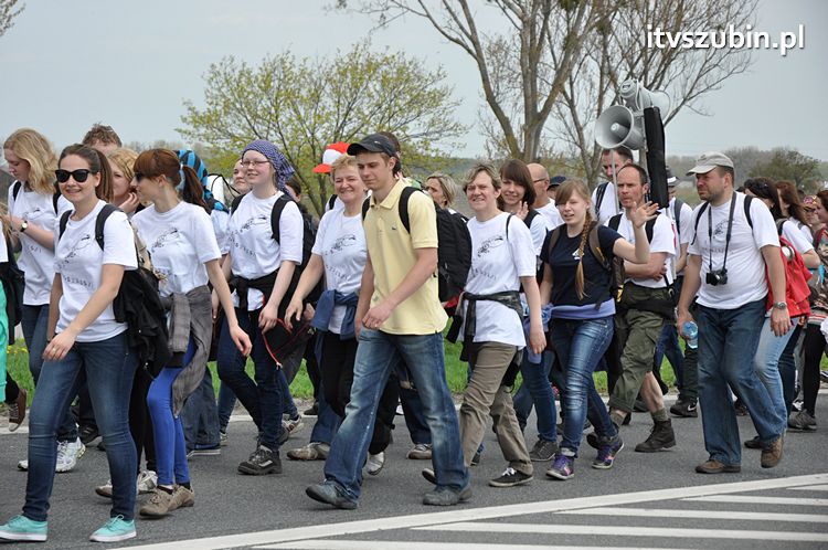 Pielgrzymka w Roku Wiary do Sanktuarium Krzyża Świętego w Kcyni