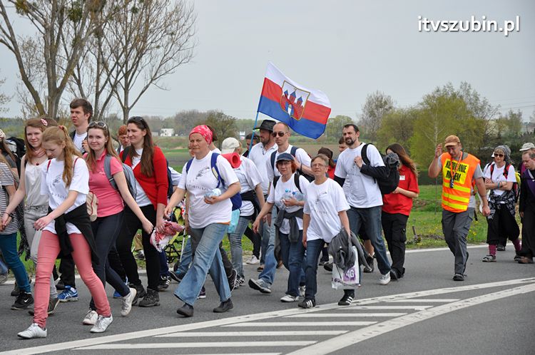 Pielgrzymka w Roku Wiary do Sanktuarium Krzyża Świętego w Kcyni