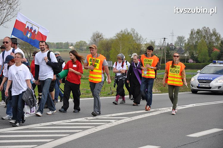 Pielgrzymka w Roku Wiary do Sanktuarium Krzyża Świętego w Kcyni