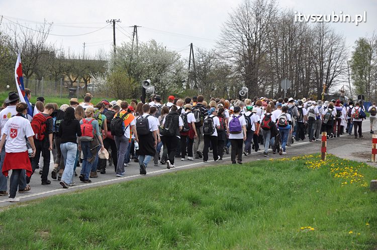 Pielgrzymka w Roku Wiary do Sanktuarium Krzyża Świętego w Kcyni