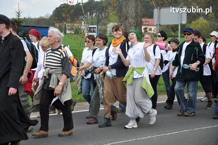 Pielgrzymka w Roku Wiary do Sanktuarium Krzyża Świętego w Kcyni