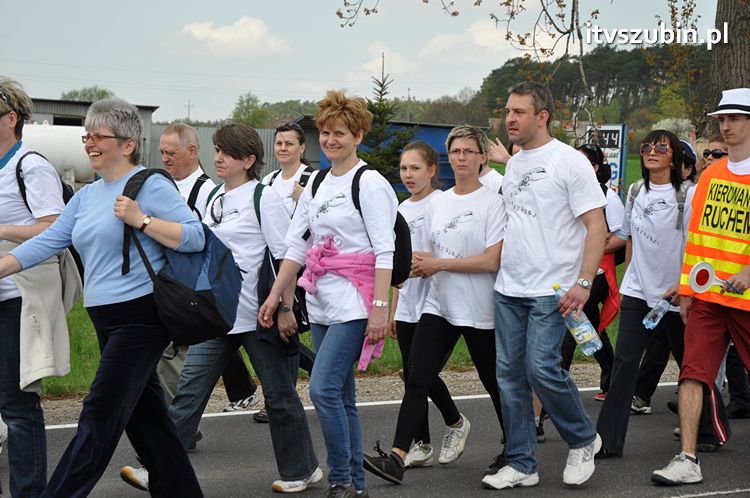 Pielgrzymka w Roku Wiary do Sanktuarium Krzyża Świętego w Kcyni
