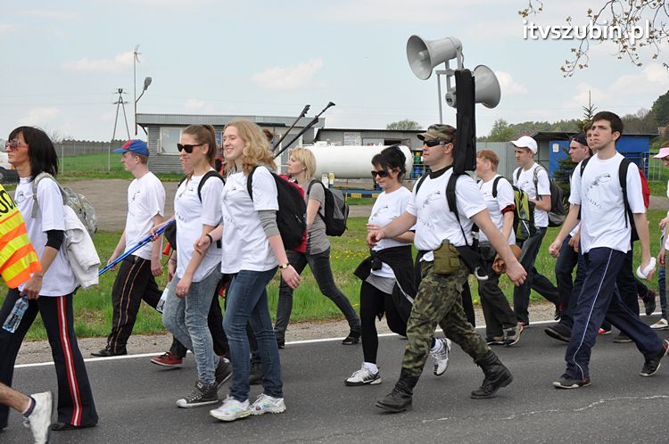 Pielgrzymka w Roku Wiary do Sanktuarium Krzyża Świętego w Kcyni