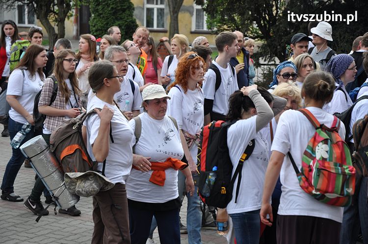 Pielgrzymka w Roku Wiary do Sanktuarium Krzyża Świętego w Kcyni