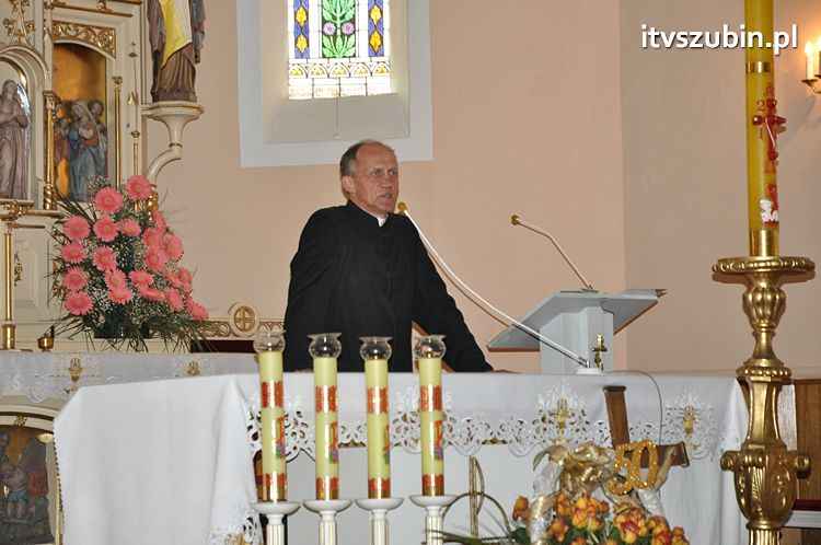 Pielgrzymka w Roku Wiary do Sanktuarium Krzyża Świętego w Kcyni