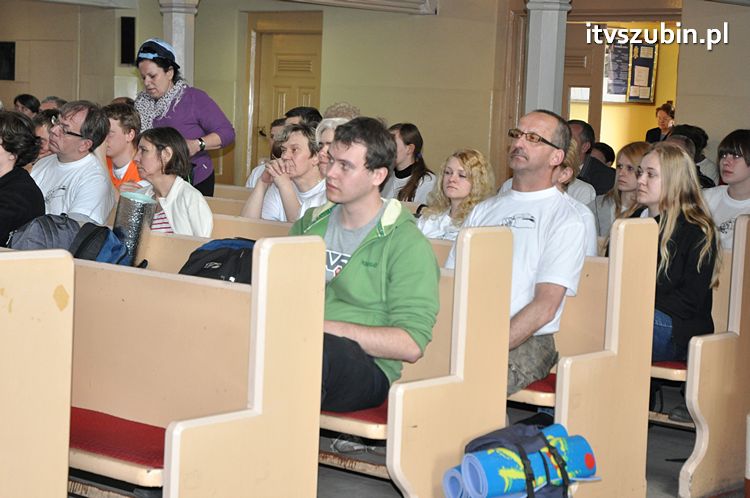 Pielgrzymka w Roku Wiary do Sanktuarium Krzyża Świętego w Kcyni