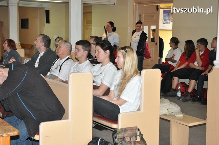 Pielgrzymka w Roku Wiary do Sanktuarium Krzyża Świętego w Kcyni