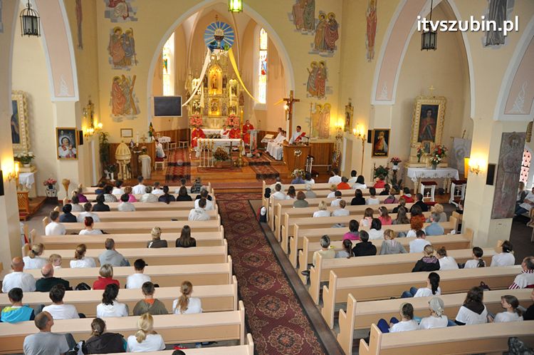 Pielgrzymka w Roku Wiary do Sanktuarium Krzyża Świętego w Kcyni