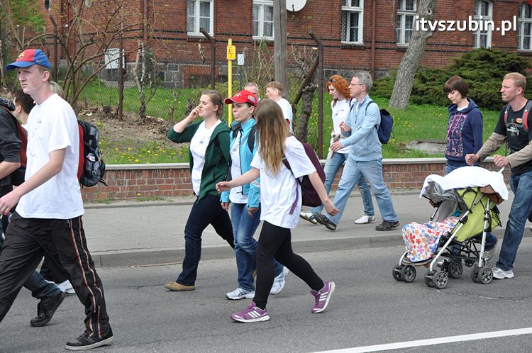 Pielgrzymka w Roku Wiary do Sanktuarium Krzyża Świętego w Kcyni