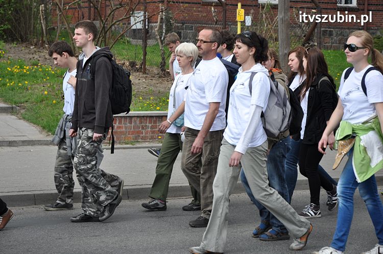 Pielgrzymka w Roku Wiary do Sanktuarium Krzyża Świętego w Kcyni