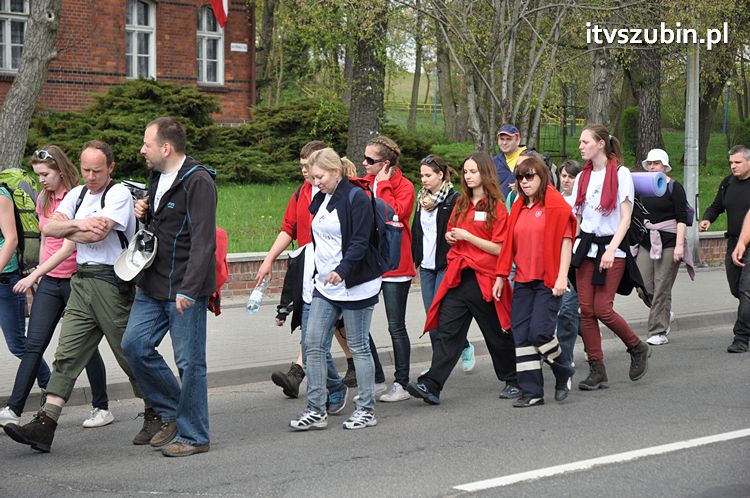 Pielgrzymka w Roku Wiary do Sanktuarium Krzyża Świętego w Kcyni