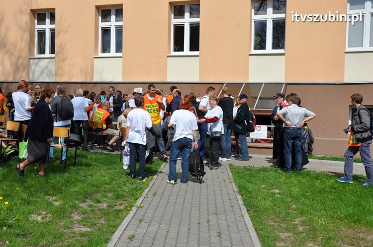 Pielgrzymka w Roku Wiary do Sanktuarium Krzyża Świętego w Kcyni