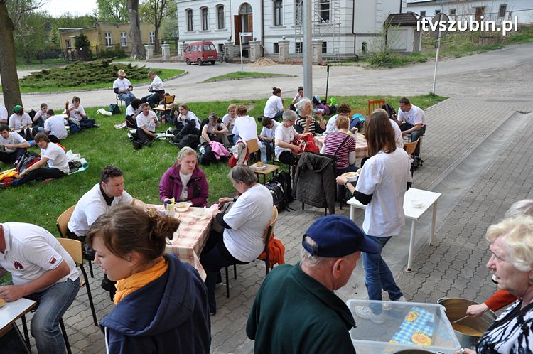 Pielgrzymka w Roku Wiary do Sanktuarium Krzyża Świętego w Kcyni