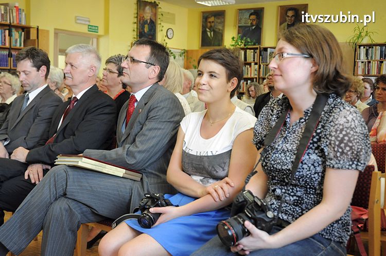 Medale za śpiew i taniec