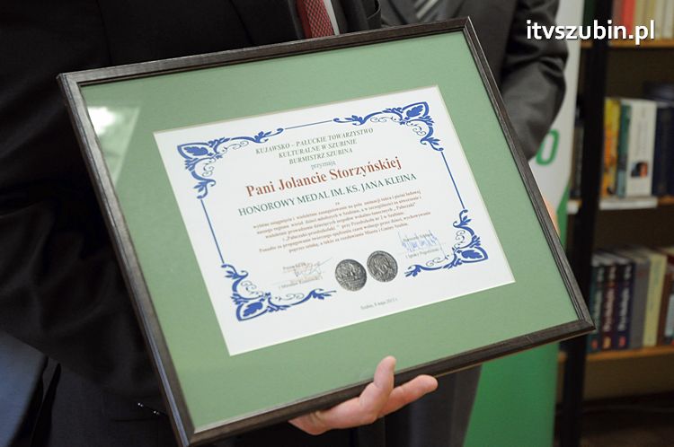 Medale za śpiew i taniec