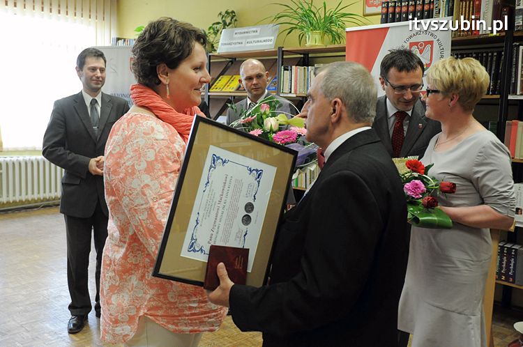 Medale za śpiew i taniec