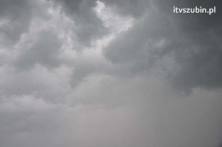 OSTRZEŻENIE przed burzami