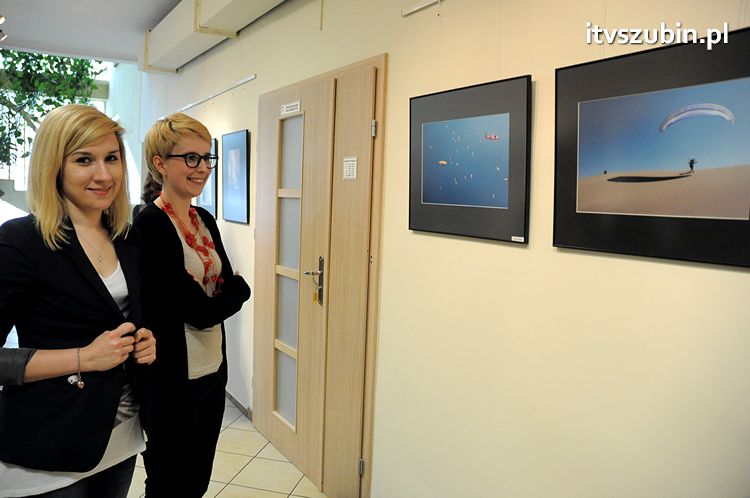 BŁĘKIT - temat przewodni najnowszej wystawy fleszowców