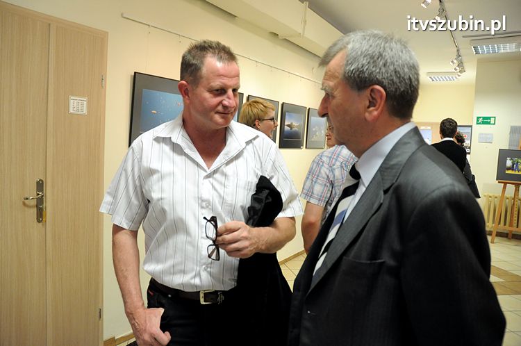 BŁĘKIT - temat przewodni najnowszej wystawy fleszowców