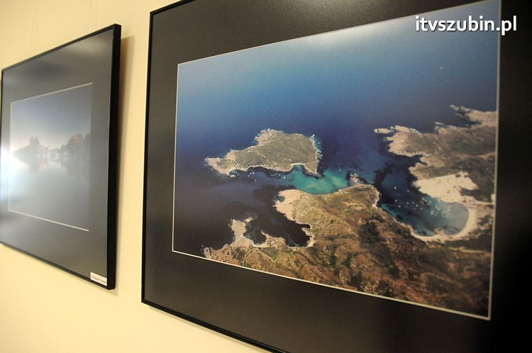 BŁĘKIT - temat przewodni najnowszej wystawy fleszowców