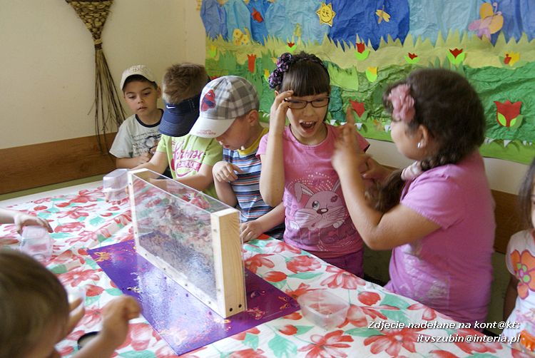 Maluchy z szubińskiej dwójki z wizytą w edukacyjnej zagrodzie